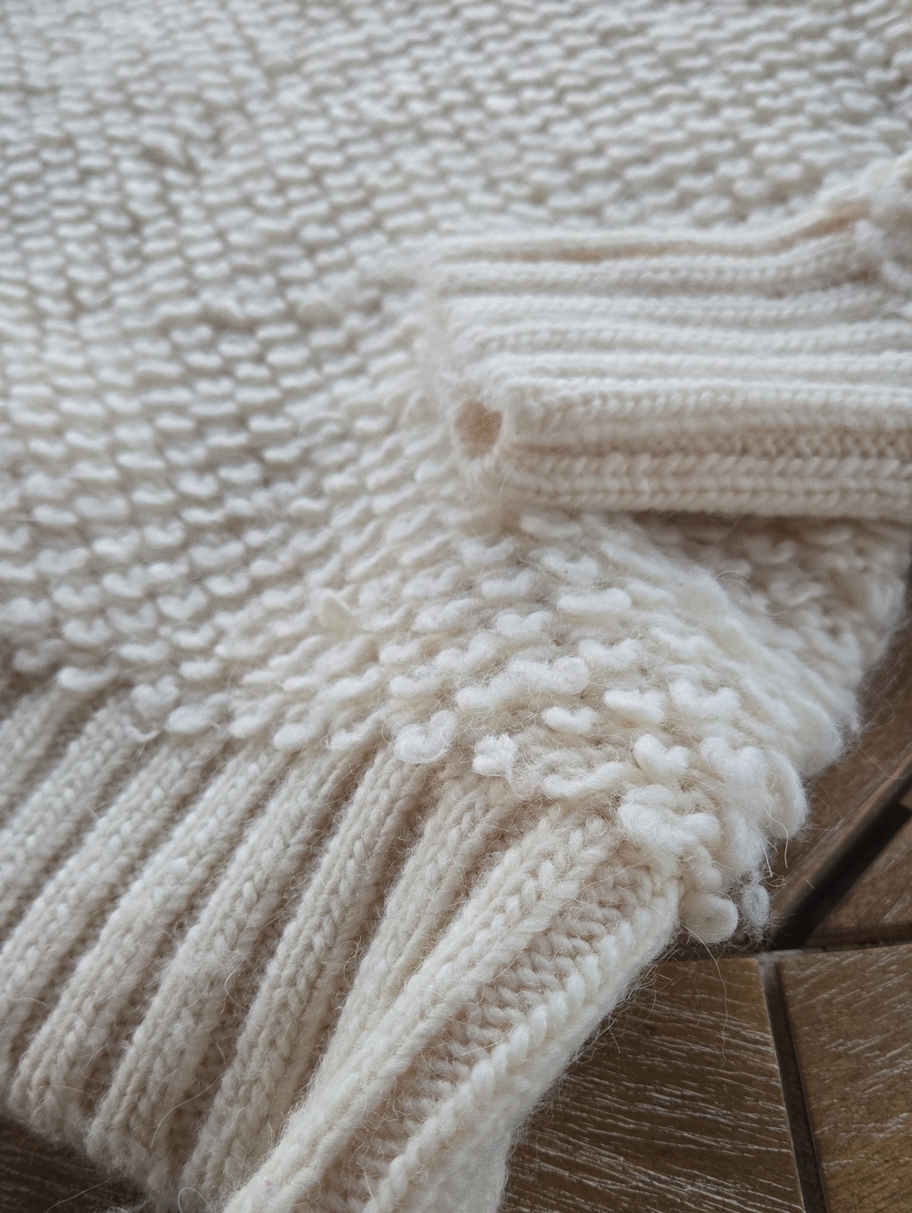 Banana Republic Made of Italian Yarn Wool Alpaca Crewneck Textured Knit Sweater - Picture 7 of 12